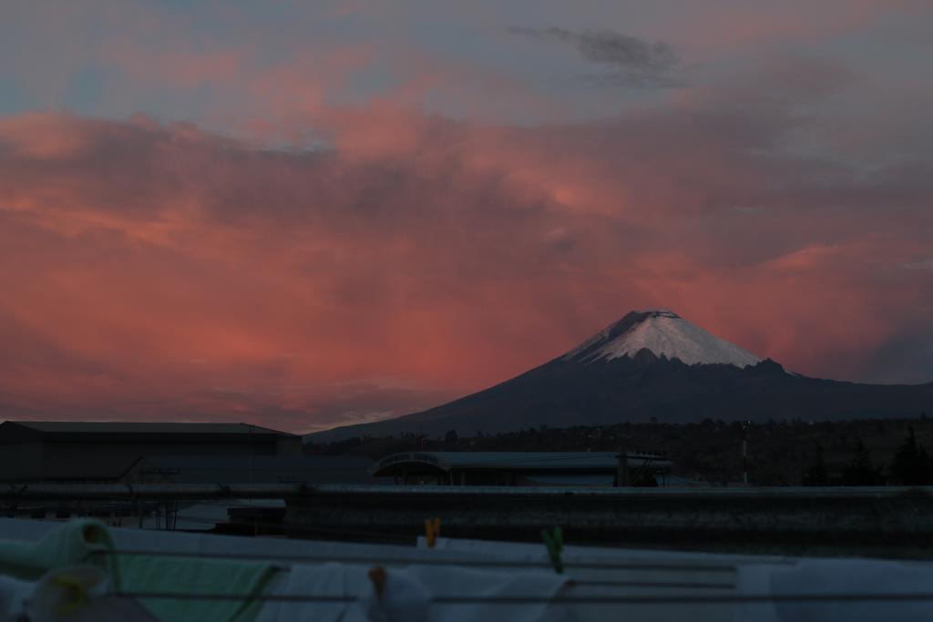 Hostel Sendero De Volcanes Латакунга Экстерьер фото