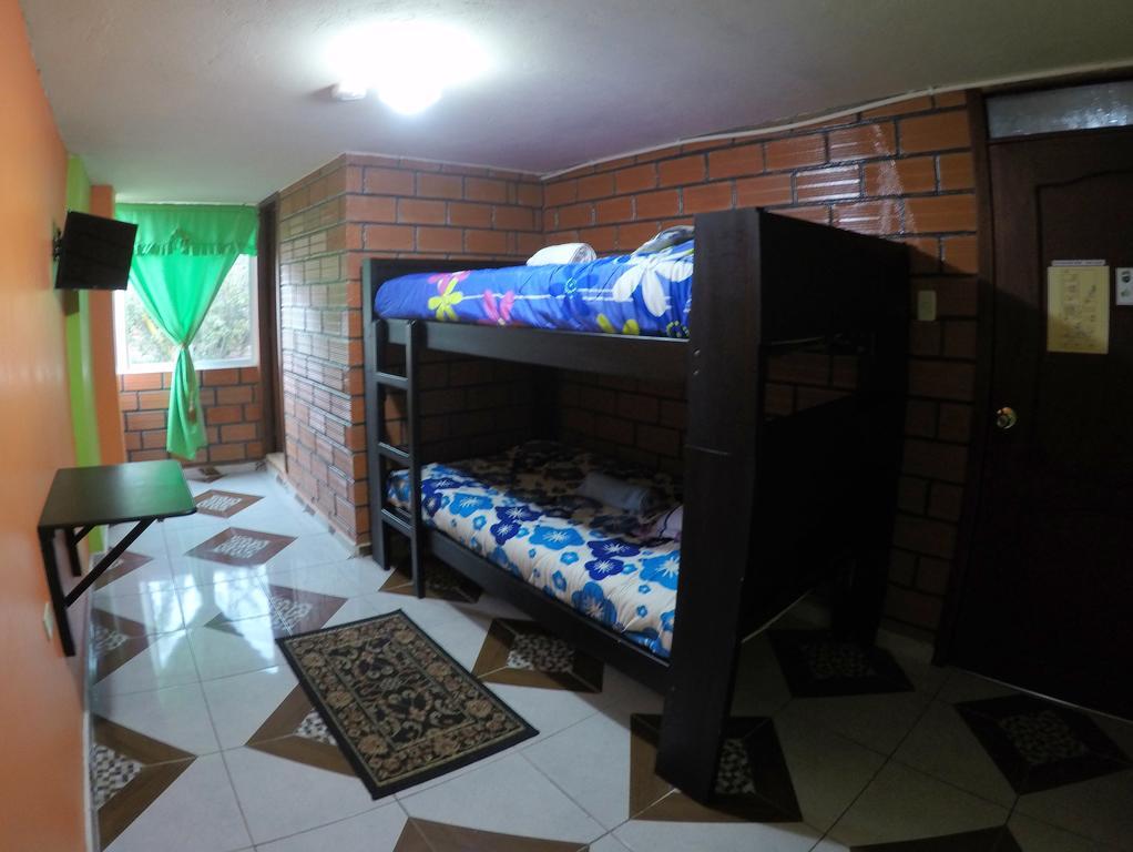 Hostel Sendero De Volcanes Латакунга Экстерьер фото