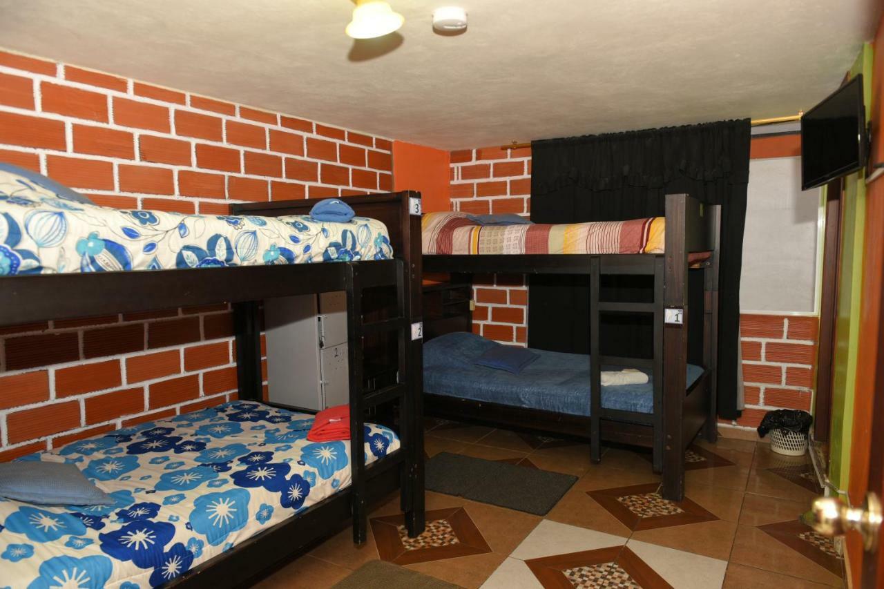 Hostel Sendero De Volcanes Латакунга Экстерьер фото